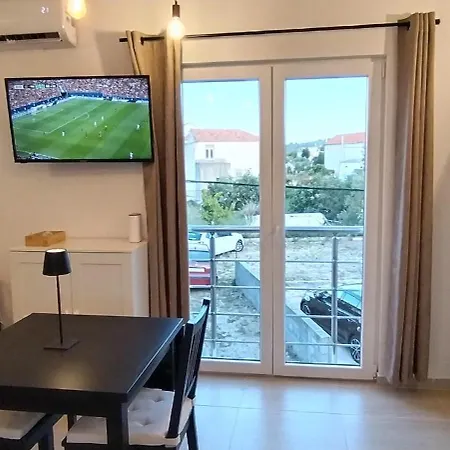 Petra Appartamento Murter